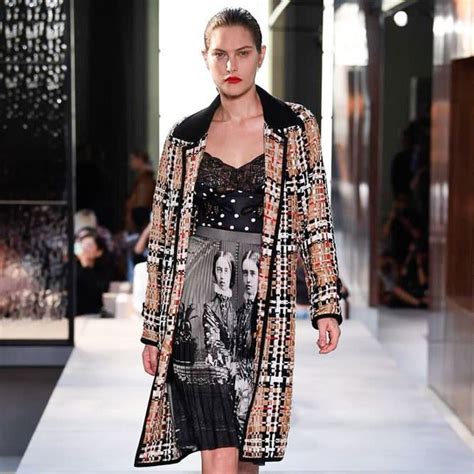 riccardo burberry|Burberry 134 look.